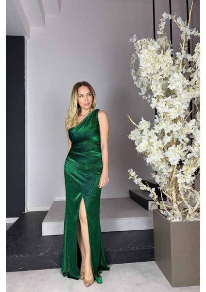 G0967 Tek Omuz Simli Maksi Abiye Elbise Zümrüt indirimleri