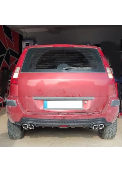 Ford Fusıon Uyumlu Body Kit Difüzör 4 Çıkış Yuvarlak Siyah Model 2 fiyatları