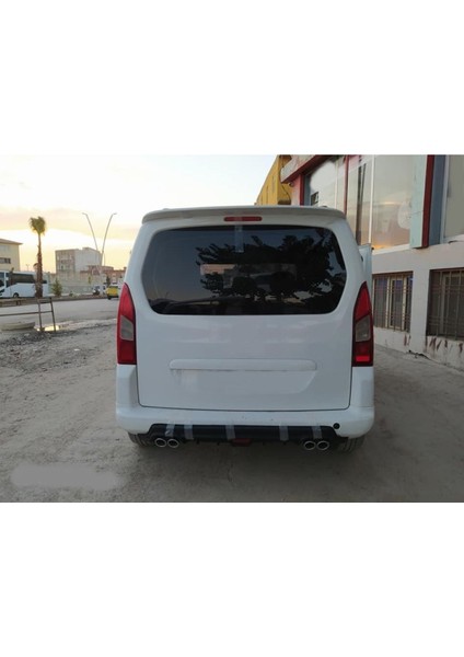 Peugeot Partner Uyumlu Body Kit Difüzör 4 Çıkış Yuvarlak Siyah Model 2 fiyatları
