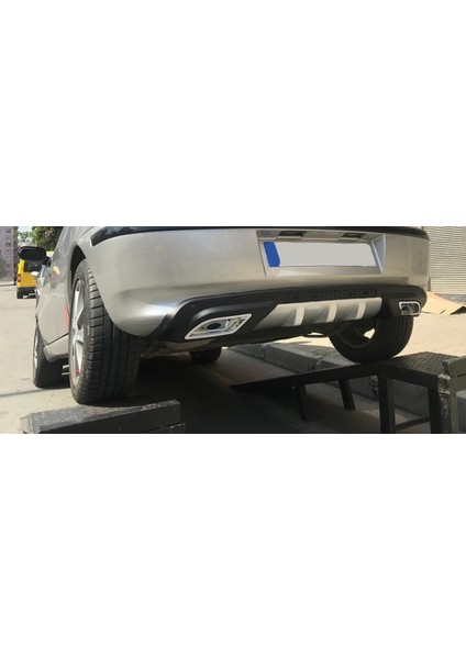 Dacia Sandero Uyumlu Body Kit Difüzör 2 Çıkış Gri Kare