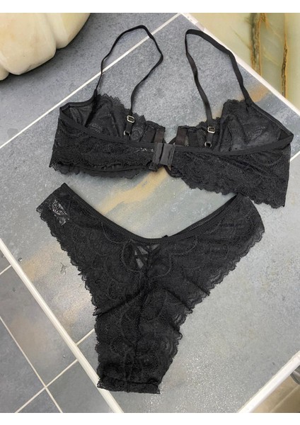 Siyah Ipli Dantelli Bralet Takımı modelleri
