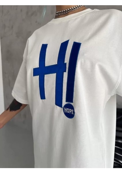 Unisex Nakış Işlemeli T-Shirt - Beyaz modelleri