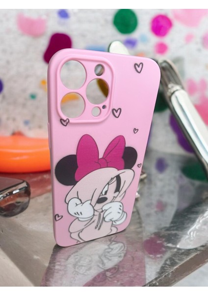 Bu Meydan iPhone 13 Pro Max Mickey Mouse Figürlü Silikon Kılıf