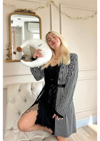 Black Line Desenli Sabahlıklı Gecelik Kadın Pijama Seti