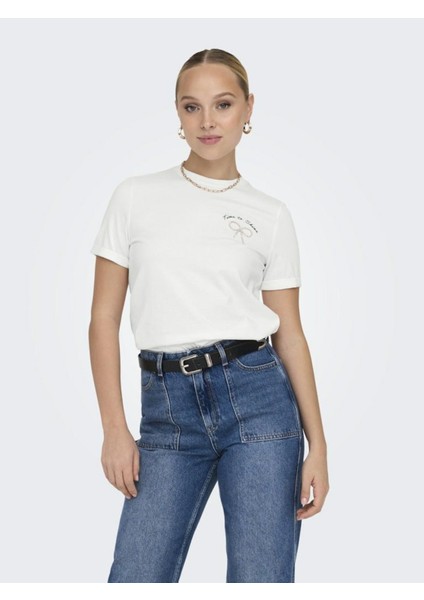 Minimalist Kısa Kol T-Shirt - Günlük Şıklık fiyatları