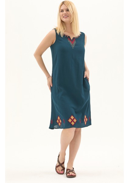 Şile Bezi Petrol Kolsuz Nakışlı Otantik Yazlık Elbise