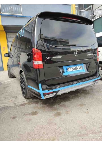 Oto Modifiyecim Mercedes Vito Bagaj Üstü Spoiler