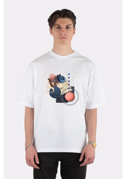 Beyaz Oversize T-Shirt Abstract Art Collage