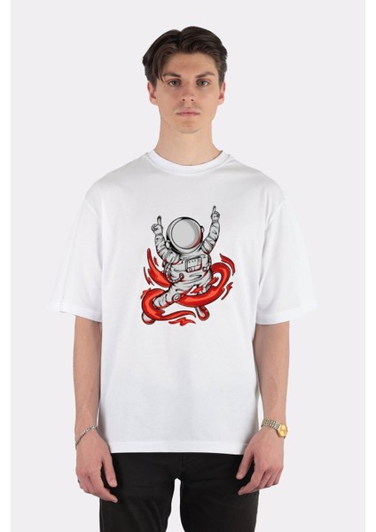 Beyaz Oversize T-Shirt Astronaut