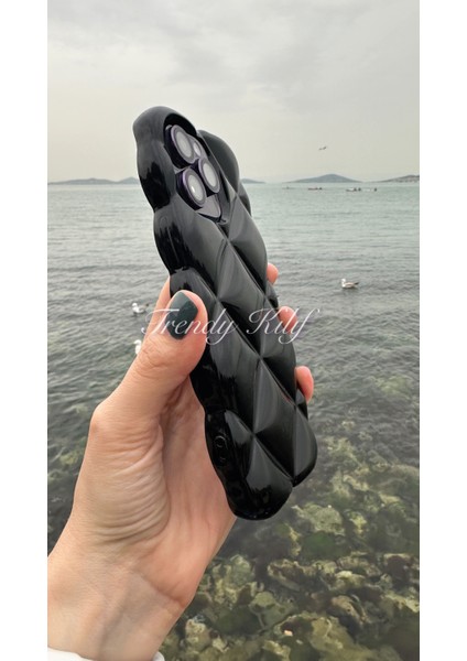 iPhone 15 Pro Max Uyumlu Siyah Baklava Puff fiyatları