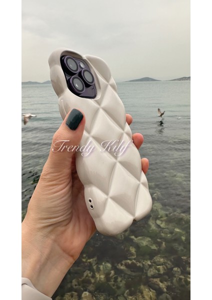 iPhone 15 Pro Max Uyumlu Krem Baklava Puff fiyatları