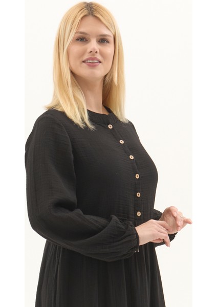 Uzun Kol Siyah Düğmeli Yazlık Uzun Müslin Elbise fırsatları