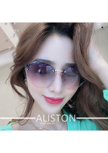 2024 Kadın Güneş Gözlüğü Çerçeve Kesilmiş Kenar Anti-Uv Gözlük Kedi Gözü Ins Gradyan Gri Film [modelle Aynı Stil] (Yurt Dışından) fırsatları