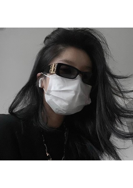 Erkekler ve Kadınlar Için Modaya Uygun Marka Küçük Çerçeveli Güneş Gözlüğü, Moda Sokak Fotoğrafçılığı, Retro Kişilik, Havalı Kapaklı Gözlükler, Hip-Hop Güneş Gözlüğü - Altın Çerçev (Yurt Dışından) modelleri