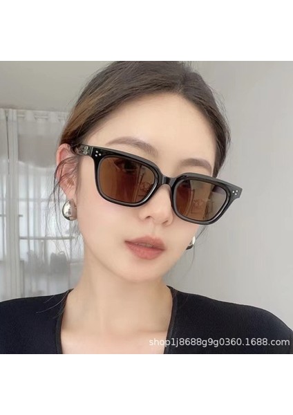 Pirinç Tırnaklı Güneş Gözlüğü, Anti-Uv Güneş Gözlüğü, Modaya Uygun Siyah Çerçeve Degrade Çay Gözlükleri (Yurt Dışından) fırsatları