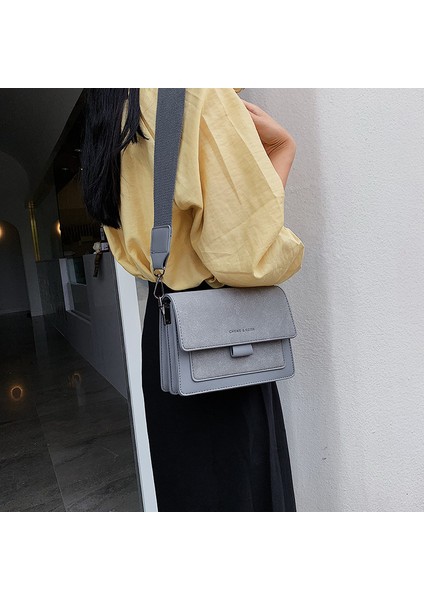 Buzlu Messenger Çanta Kadın Retro Geniş Omuz Tek Omuz Küçük Kare Çanta (Yurt Dışından)