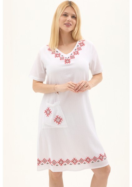 Şile Bezi Beyaz Kısa Kol Kruvaze Yaka Nakışlı Yazlık Midi Elbise modelleri