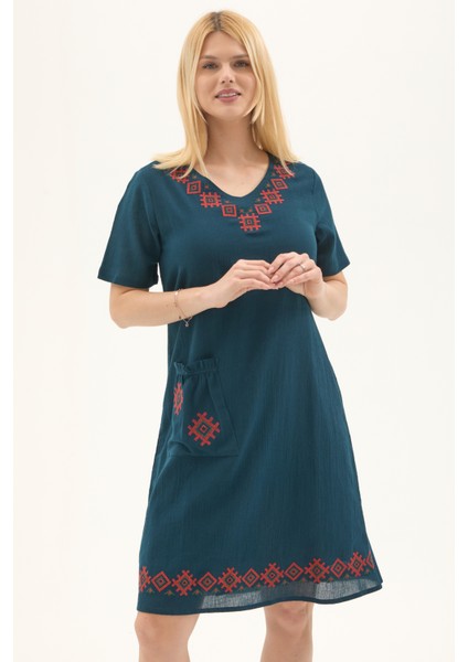 Şile Bezi Petrol Kısa Kol Kruvaze Yaka Nakışlı Yazlık Midi Elbise modelleri