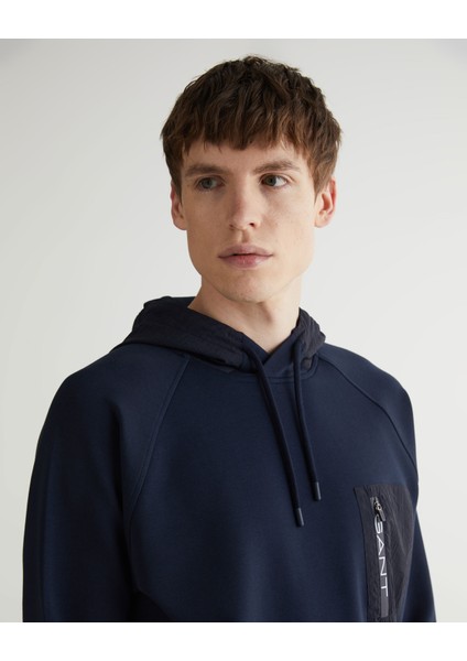 Erkek Lacivert Regular Fit Kapüşonlu Logolu Sweatshirt 2524129T.433