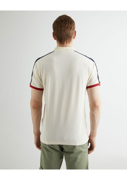 Erkek Krem Regular Fit Renk Bloklu Polo 2424123T.130 fiyatları