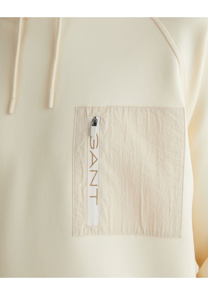 Erkek Krem Regular Fit Kapüşonlu Logolu Sweatshirt 2524129T.130 indirimleri