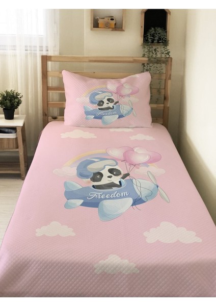 Uçak Süren Panda Desenli Bebek ve Çocuk Baskılı Tek Kişilik Pike Takımı 160X230 Pembe