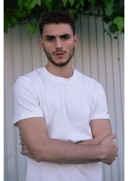 Beyaz Basic T-Shirt