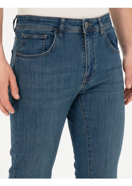 Erkek Indigo Slim Fit Jean Pantolon 50285123-VR028