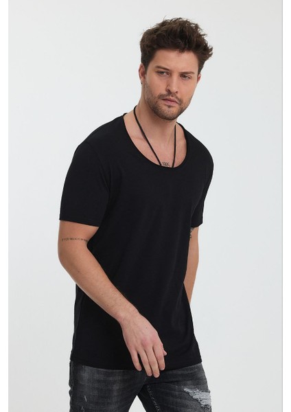 Derin Yaka Kısa Kol Fit Kesim Tişört modelleri