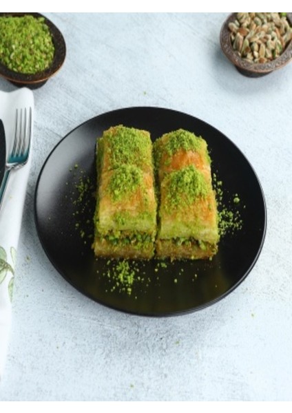 Ev yapımı Fıstıklı Özel Kare Baklava 3kg.