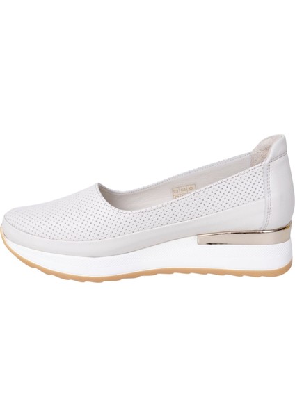 D24YA-3010 Bej Kadın Deri Ayakkabı modelleri