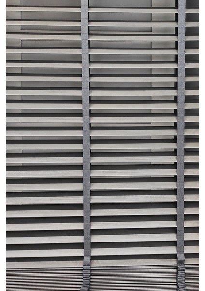 Gri 50 Mm Ahşap Görünümlü Jaluzi