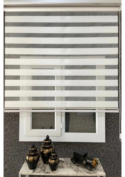 Beyaz Bambu Kumaş Zebra Stor Perde Polyester Malzeme ile Uzun Ömürlü ve Şık fiyatları