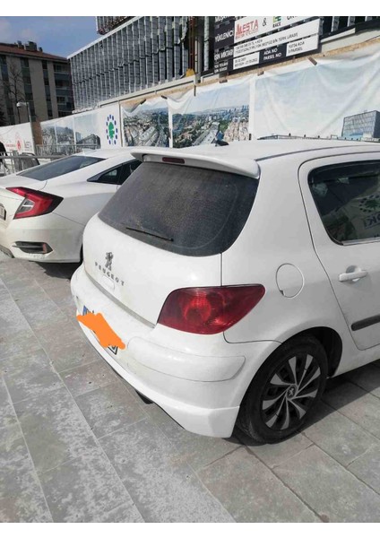 Oto Modifiyecim Peugeot 307 Bagaj Üstü Spoiler