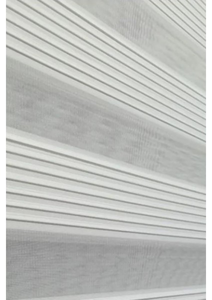 Beyaz Dar Piliseli Zebra Perde fiyatları