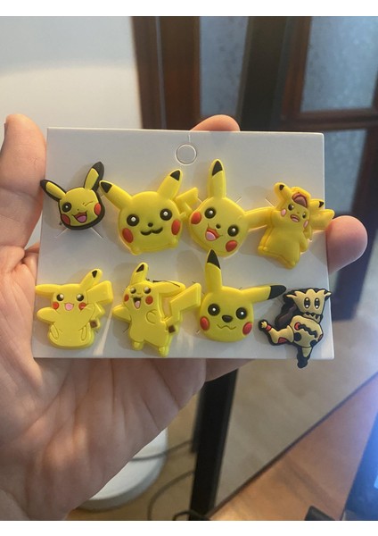 Pokemon Pikachu Jibbitz Terlik Süsü 8 Adet Hediyelik Aksesuar fiyatları