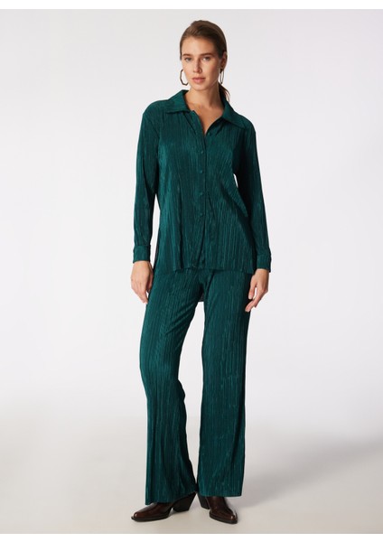 Rahat Gömlek Yaka Düz Yeşil Kadın Gömlek SPBF4SL-GML5590 fiyatları