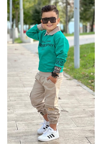 Gömlek Yaka Sweatshırt ve Gabardin Kargo Pantolon Erkek Çocuk Kombin fırsatları