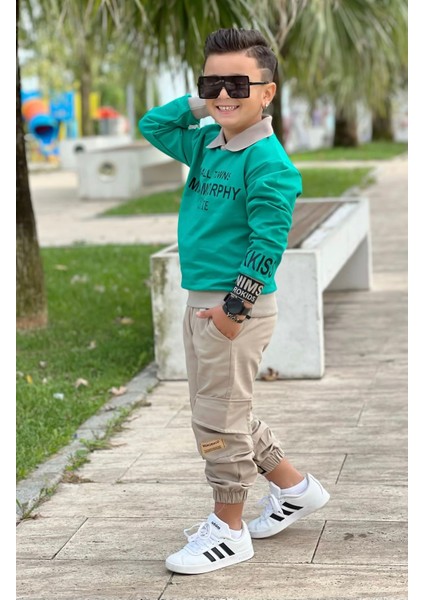 Gömlek Yaka Sweatshırt ve Gabardin Kargo Pantolon Erkek Çocuk Kombin indirimleri