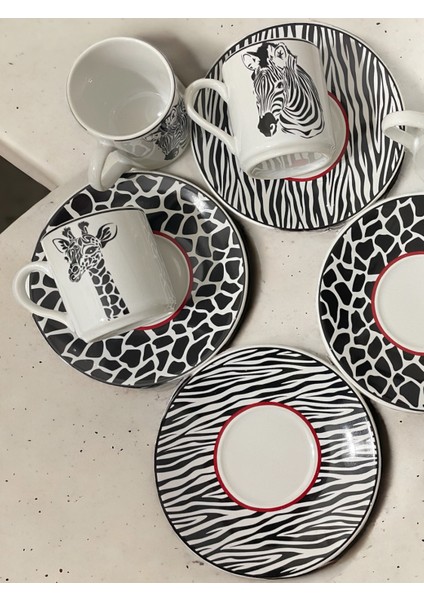 Dekoratif Şık Tasarım Siyah Beyaz Zebra ve Zürafa Motifli 4 Kişilik Kahve Fincan Seti