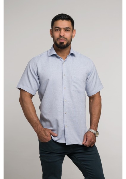 Geniş ve Rahat (Bol) Kesim Cepli Armürlü Klasik Kısa Kol Erkek Gömlek