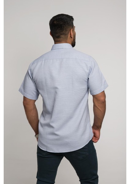 Geniş ve Rahat (Bol) Kesim Cepli Armürlü Klasik Kısa Kol Erkek Gömlek fırsatları