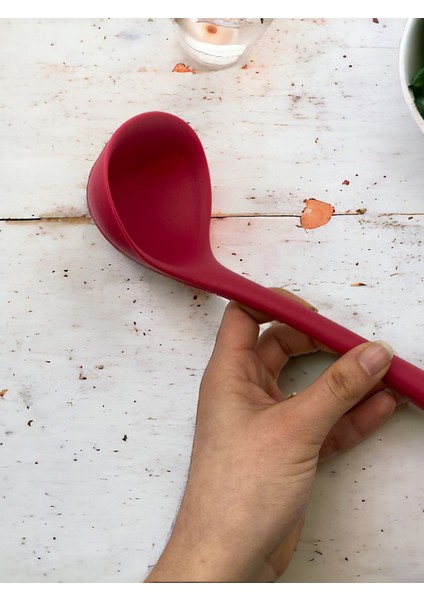 Sert Uçlu Isıya Dayanıklı Yanmaz Yapışmaz Silikon Kaşık Seti 4 Parça 28 cm - 22 cm - 20 cm Kaşık 28 cm Kepçe fiyatları