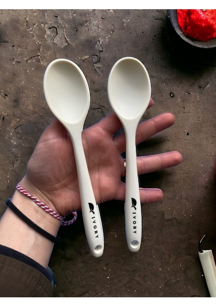 Sert Uçlu Isıya Dayanıklı Yanmaz Yapışmaz Silikon Kısa Derin Kaşık 20 cm / 2 Adet