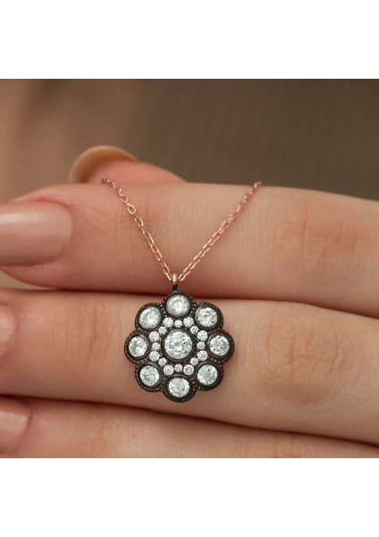 ​gümüş Elmas Montür Çiçek Bayan Kolye modelleri