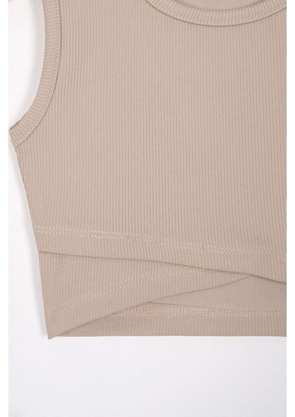 Bisiklet Yaka Sıfır Kol Capraz Bel Detaylı Bej Renk Kız Cocuk Tshırt fiyatları