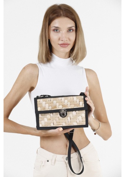 Kaydırma Desenli Hasır Siyah Omuz Çantası