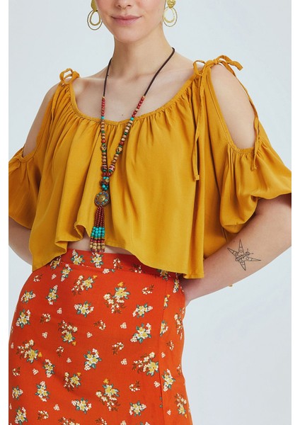Omuzları Bağcıklı Düz Crop Top Sarı indirimleri