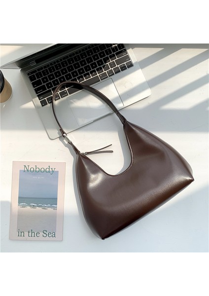 Basit Hilal Ay Omuz Çantası (Yurt Dışından) fiyatları