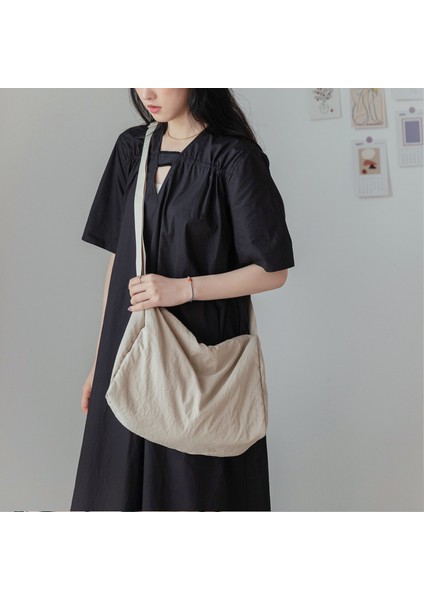 Pileli Yumuşak Bez Çanta Büyük Kapasiteli Basit Sırt Çantası (Yurt Dışından) fiyatları